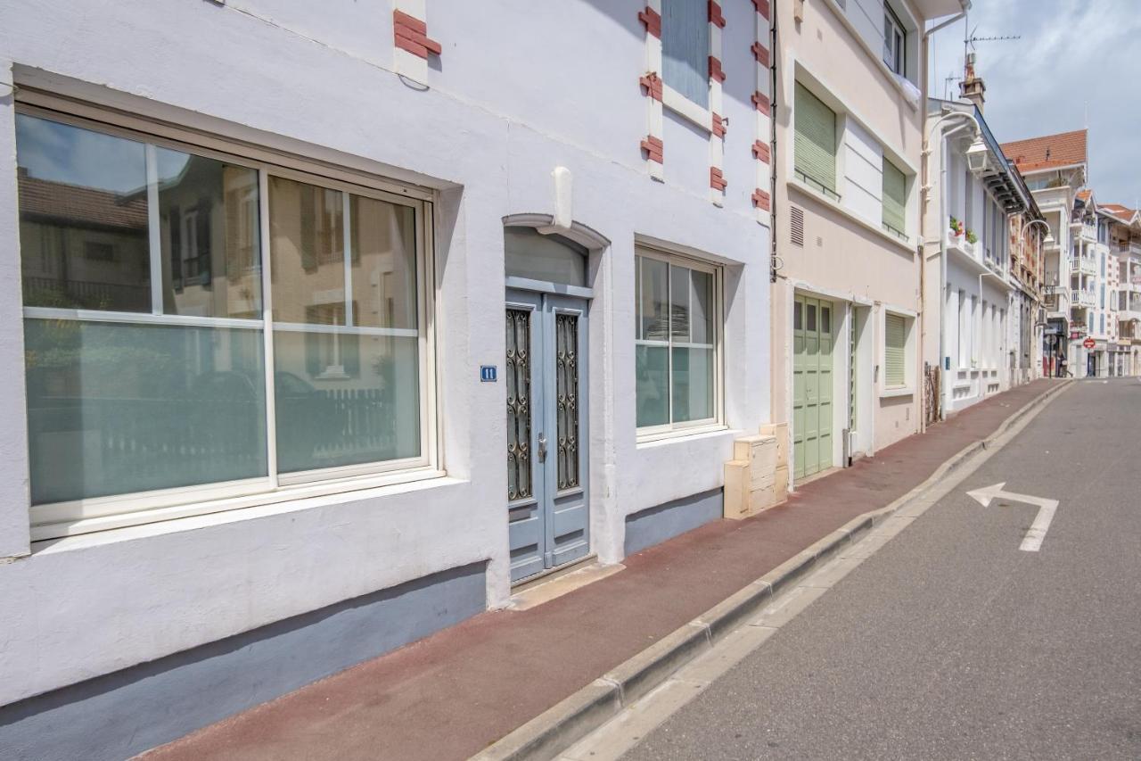 Le Central Plage - Commerce - Marche A 2 Pas Arcachon Exterior photo